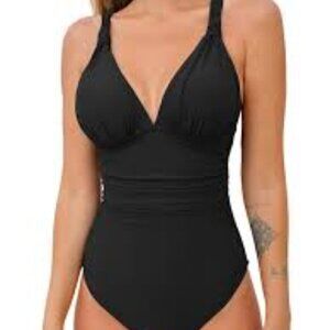CUPSHE BLACK RUCHED ONE PIECE SWIMSUIT SLIMMING TUMMY CONTROL SIZE LARGE NWT